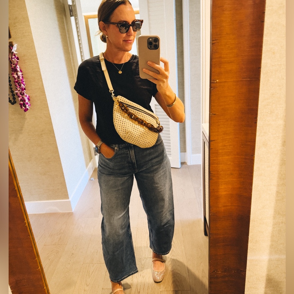 Everlane - Way High curve Jean
